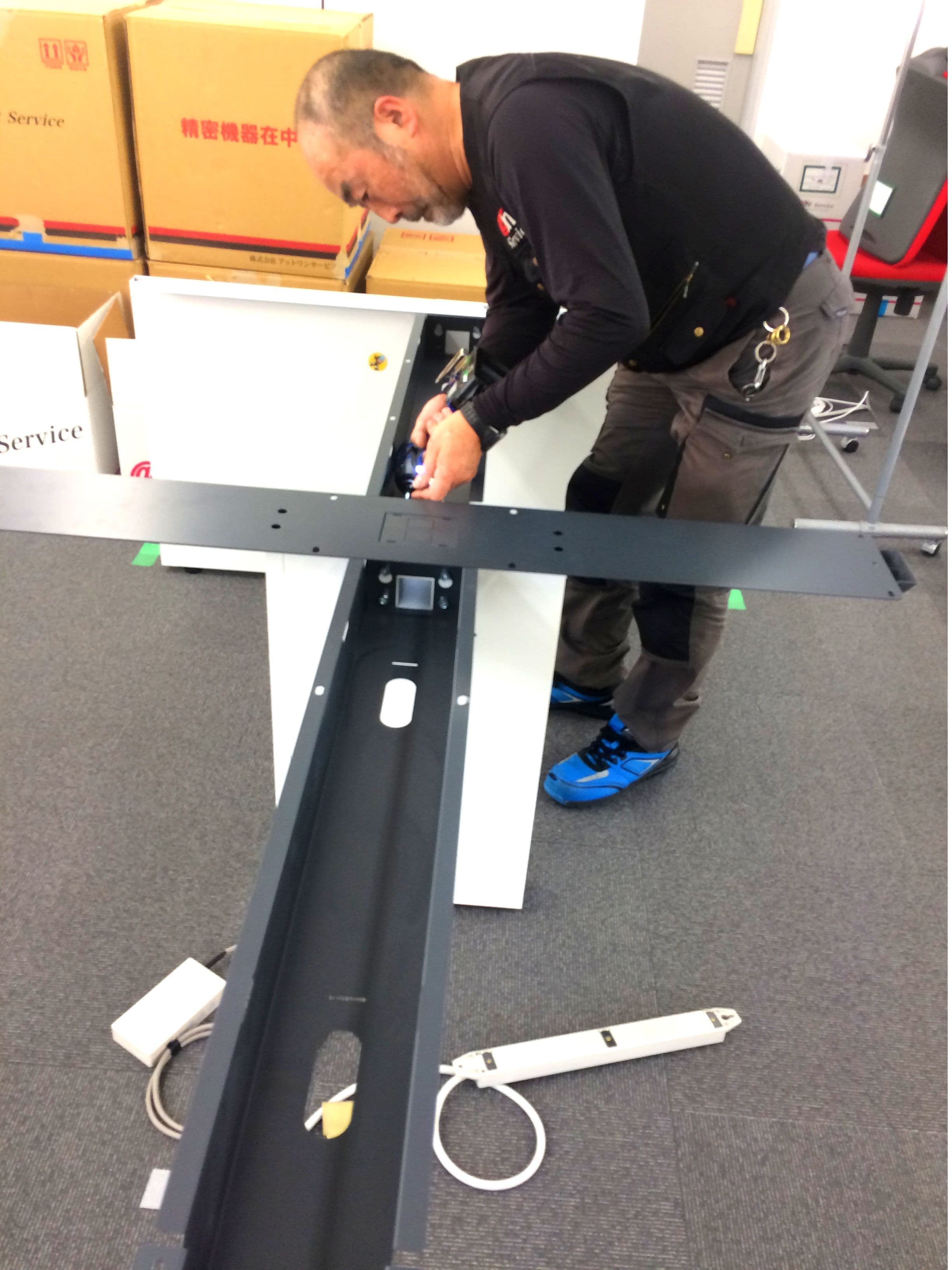 什器施工アットワンサービス